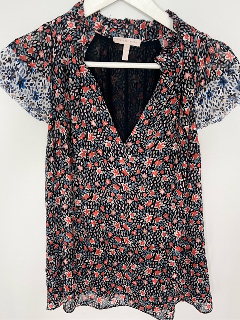 Rebecca Taylor Silk Blend Floral Blouse Sheer Flutter Sleeve Black XS Romantic